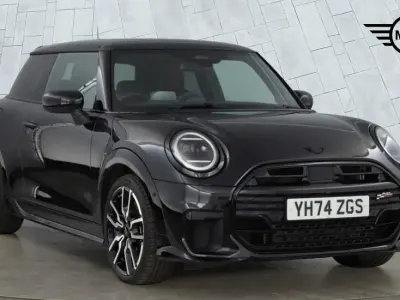 Used Mini Cooper Hatch 154 HP (113 kW) 2024 Black Hatchback