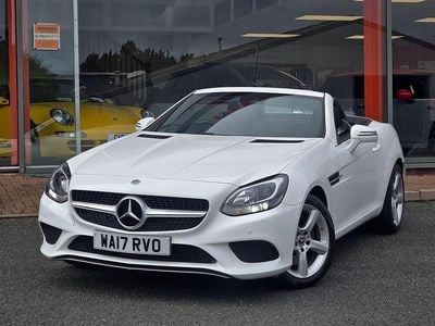 Used Mercedes SLC200 184 HP (135 kW) 2017 White Cabriolet
