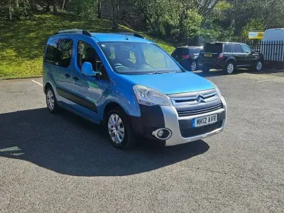 Używany Citroën Berlingo XTR 110 KM (80 kW) 2012 Niebieski Minivan