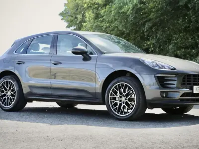 Used Porsche Macan 258 HP (189 kW) 2015 Grey SUV