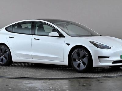 Used Tesla Model 3 Standard Range 180 kW (245 HP) 2020 White Sedan