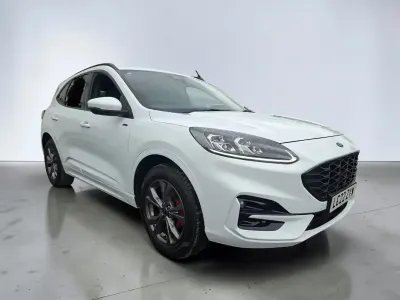 Used Ford Kuga ST-Line 225 HP (165 kW) 2022 White SUV