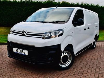 Used Citroën Dispatch 142 HP (104 kW) 2022 White MPV