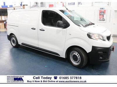 White Used 2018 Peugeot Expert S Van | £8,840 (Expensive)
