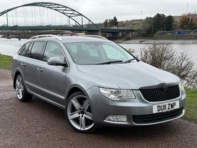 Used Skoda Superb Elegance 260 HP (191 kW) 2011 Grey Estate
