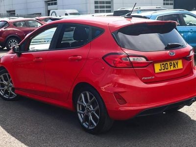 Usado Ford Fiesta ST-Line 99 HP (72 kW) 2023 Vermelho Citadino