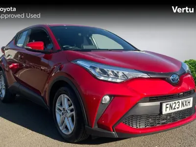 Second-hand Toyota C-HR 122 CP (89 kW) 2023 Roșu SUV