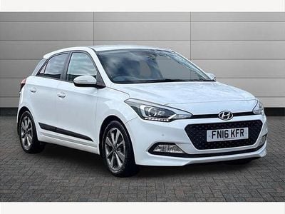 White Used 2016 Hyundai i20 Premium Hatchback | £6,790 (Good price)