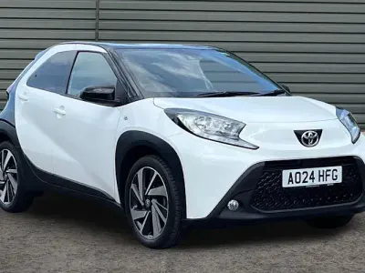 Used Toyota Aygo X 72 HP (52 kW) 2024 White SUV
