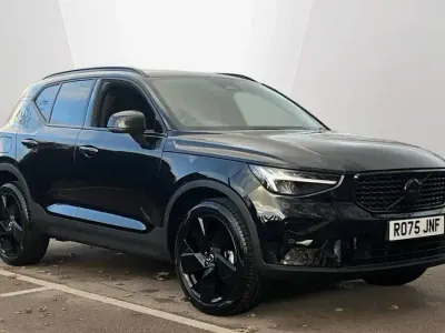 Used Volvo XC40 Plus 194 HP (142 kW) 2025 Black SUV