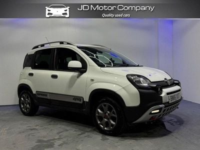 Used Fiat Panda Cross Cross 95 HP (69 kW) 2016 White Hatchback