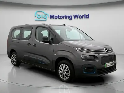 Used Citroën e-Berlingo Feel 100 kW (136 HP) 2023 Grey MPV