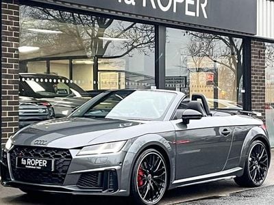 Used Audi TT Roadster Black Edition 320 HP (235 kW) 2023 Daytona grey metallic Cabriolet