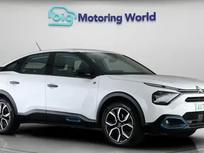 Used Citroën e-C4 100 kW (136 HP) 2023 White Hatchback