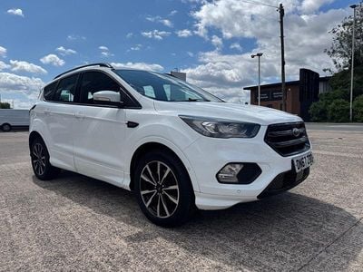 Used Ford Kuga ST-Line 120 HP (88 kW) 2017 Frozen white SUV