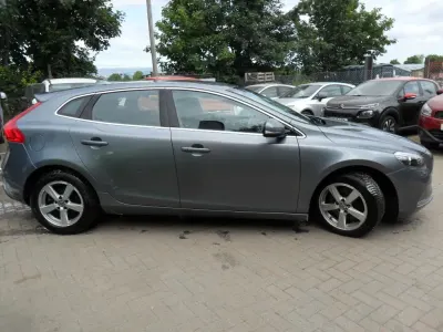 Used Volvo V40 SE 190 HP (139 kW) 2015 Grey Hatchback