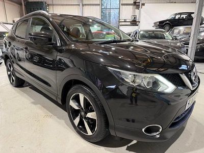 Used Nissan Qashqai N-TEC 110 HP (80 kW) 2015 Black SUV