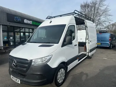 Usado Mercedes Sprinter Progressive 150 HP (110 kW) 2020 Branco Van