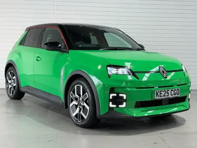 Novo Renault R5 Urban 89 kW (122 HP) 2025 Verde Citadino