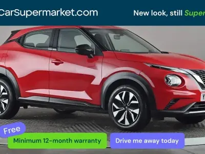 Używany Nissan Juke Acenta 114 KM (83 kW) 2023 Czerwony SUV