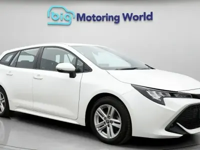 Begagnad Toyota Corolla 122 HK (89 kW) 2022 Kombi