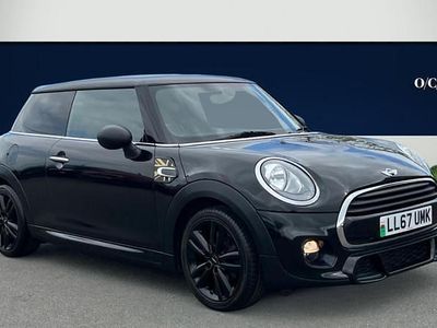 Begagnad Mini ONE Hatch 102 HK (75 kW) 2017 Svart Halvkombi