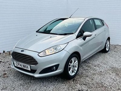 Silver Used 2014 Ford Fiesta Zetec Hatchback | £4,095 (Good price)