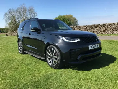 Used Land Rover Discovery 5 SE Dynamic 300 HP (220 kW) 2023 Black SUV