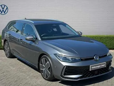 Used VW Passat 150 HP (110 kW) 2024 Estate