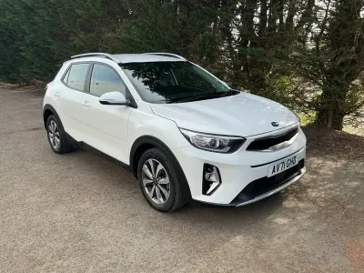 Used Kia Stonic 2021 White SUV