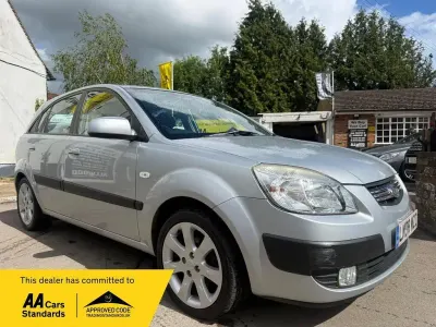 Used Kia Rio Sport 109 HP (80 kW) 2008 Silver Hatchback
