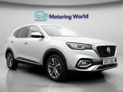 Usado MG HS Exclusive 162 HP (119 kW) 2023 Prateado SUV