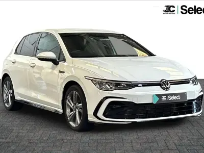 Used VW Golf VIII R-line 128 HP (94 kW) 2023 White Hatchback