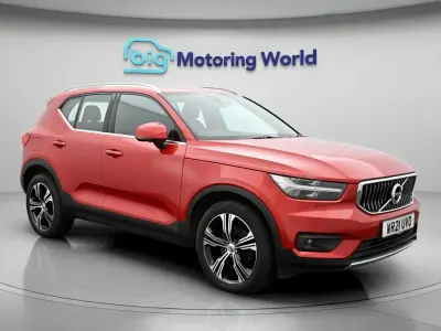 Used Volvo XC40 Inscription 197 HP (144 kW) 2021 Red SUV