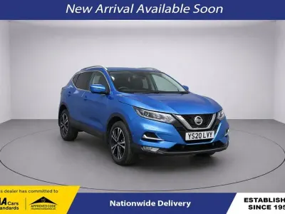 Używany Nissan Qashqai N-Connecta 115 KM (84 kW) 2020 Niebieski SUV