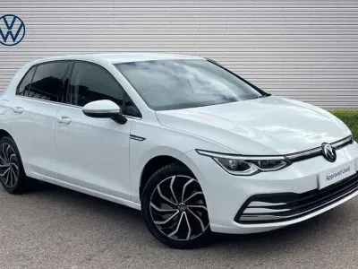 Used VW Golf VIII Edition 150 HP (110 kW) 2023 White Hatchback
