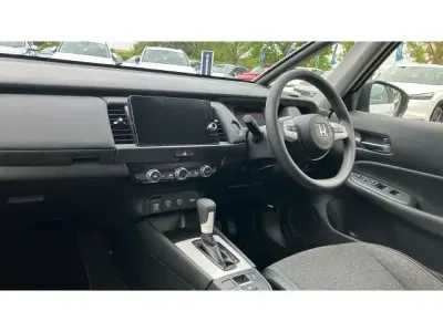 Used Honda Jazz Hybrid 109 HP (80 kW) 2021 White Hatchback