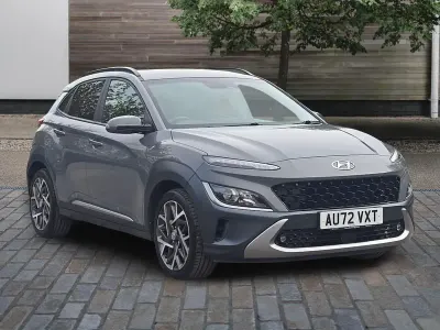 Gebraucht Hyundai Kona Premium 141 PS (103 kW) 2022 Grau SUV
