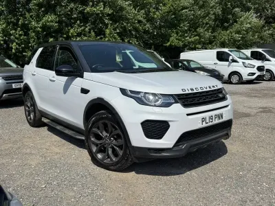 Used Land Rover Discovery Sport Landmark 180 HP (132 kW) 2019 White SUV