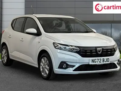 Used Dacia Sandero Comfort 100 HP (73 kW) 2022 White Hatchback