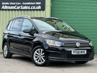 Used VW Touran Family 115 HP (84 kW) 2018 Black MPV
