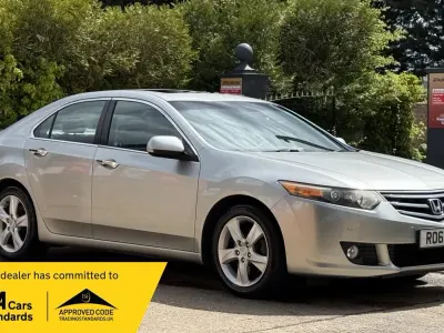 Używany Honda Accord EX 177 KM (130 kW) 2011 Srebrny Sedan/Limuzyna