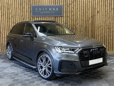 Begagnad Audi Q7 Advanced 286 HK (210 kW) 2022 Grå SUV
