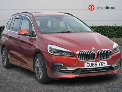 Used BMW 220 Luxury Line 190 HP (139 kW) 2018 Orange Estate