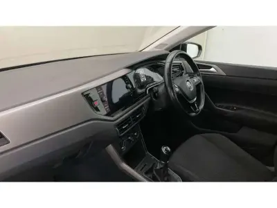 Used VW Polo SE 95 HP (69 kW) 2018 Black Hatchback