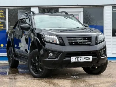 Używany Nissan Navara N-Guard 190 KM (139 kW) 2021 Czarny Pickup