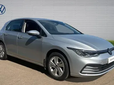 Used VW Golf VIII Life 110 HP (80 kW) 2024 Hatchback