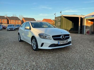 Used Mercedes A180 2016 White Hatchback