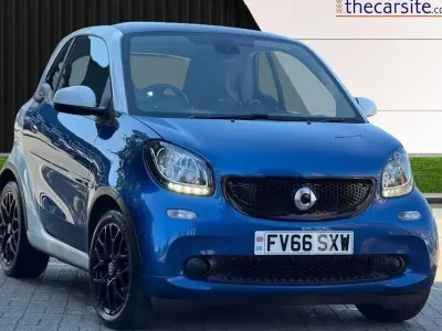 Used Smart ForTwo Coupé Premium 71 HP (52 kW) 2016 Blue Coupe