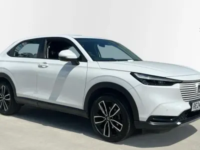 Used Honda HR-V Elegance 131 HP (96 kW) 2024 White SUV